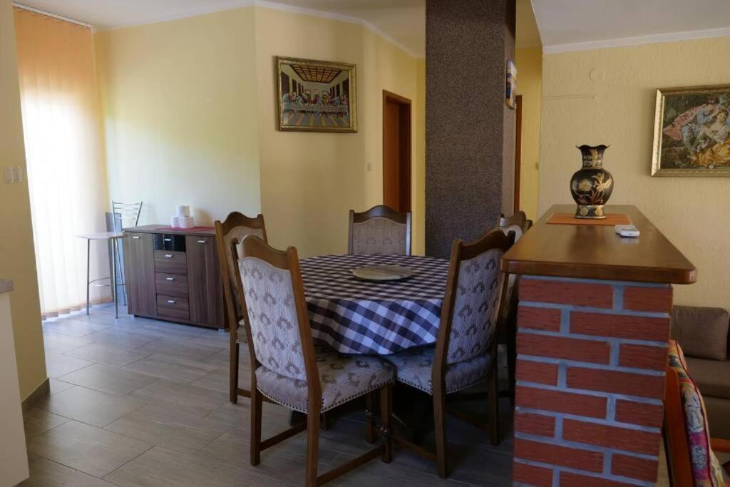 Apartman Carsko Rijeka Buitenkant foto