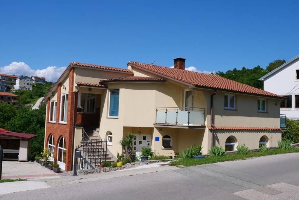Apartman Carsko Rijeka Buitenkant foto