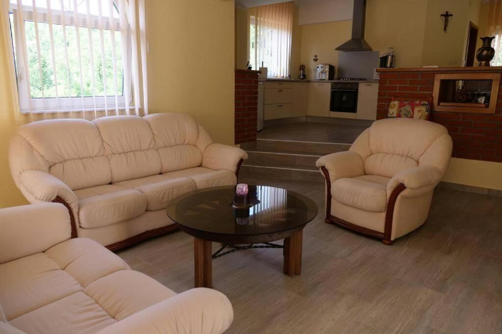 Apartman Carsko Rijeka Buitenkant foto